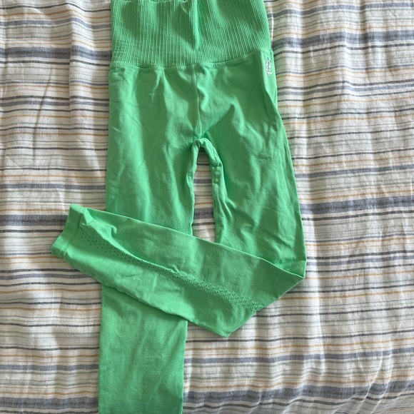 FP Movement High-Rise 7/8 Good Karma Leggings - Picture 8 of 8